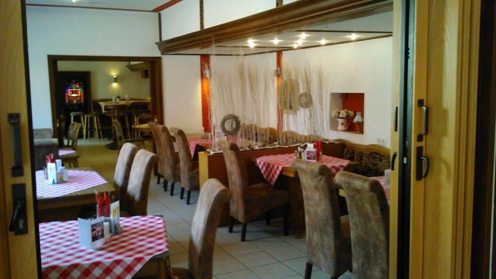 Garni Hotel Hof Zum Агаус Екстер'єр фото